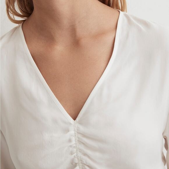 NWT Madewell Brushed Ruched-Front Top in Lighthouse White NN960 Size 12 - Picture 3 of 10